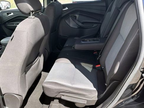Used 2018 Ford Escape SE w/ SE Sync 3 Package FWD image 13