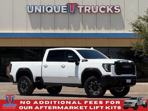 Used 2025 GMC Sierra 2500 AT4X AWD/4WD image 1