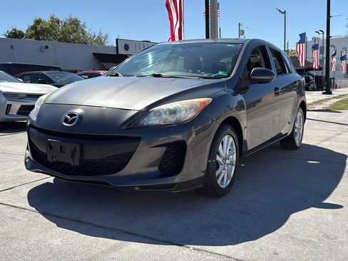 Used 2013 MAZDA MAZDA3 i Touring image 10