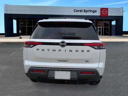 New 2026 Nissan Pathfinder SL w/ SL Premium Package FWD image 4
