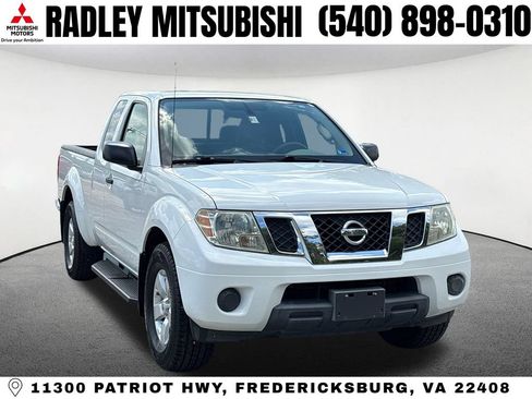 Used 2012 Nissan Frontier SV RWD image 18