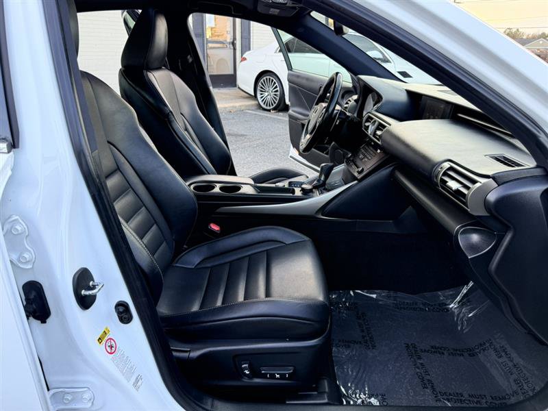 Used 2016 Lexus IS 200t w/ F Sport Package RWD image 14
