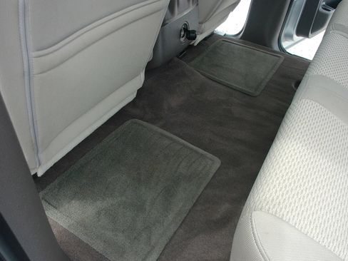Used 2010 Ford F150 XLT RWD image 28
