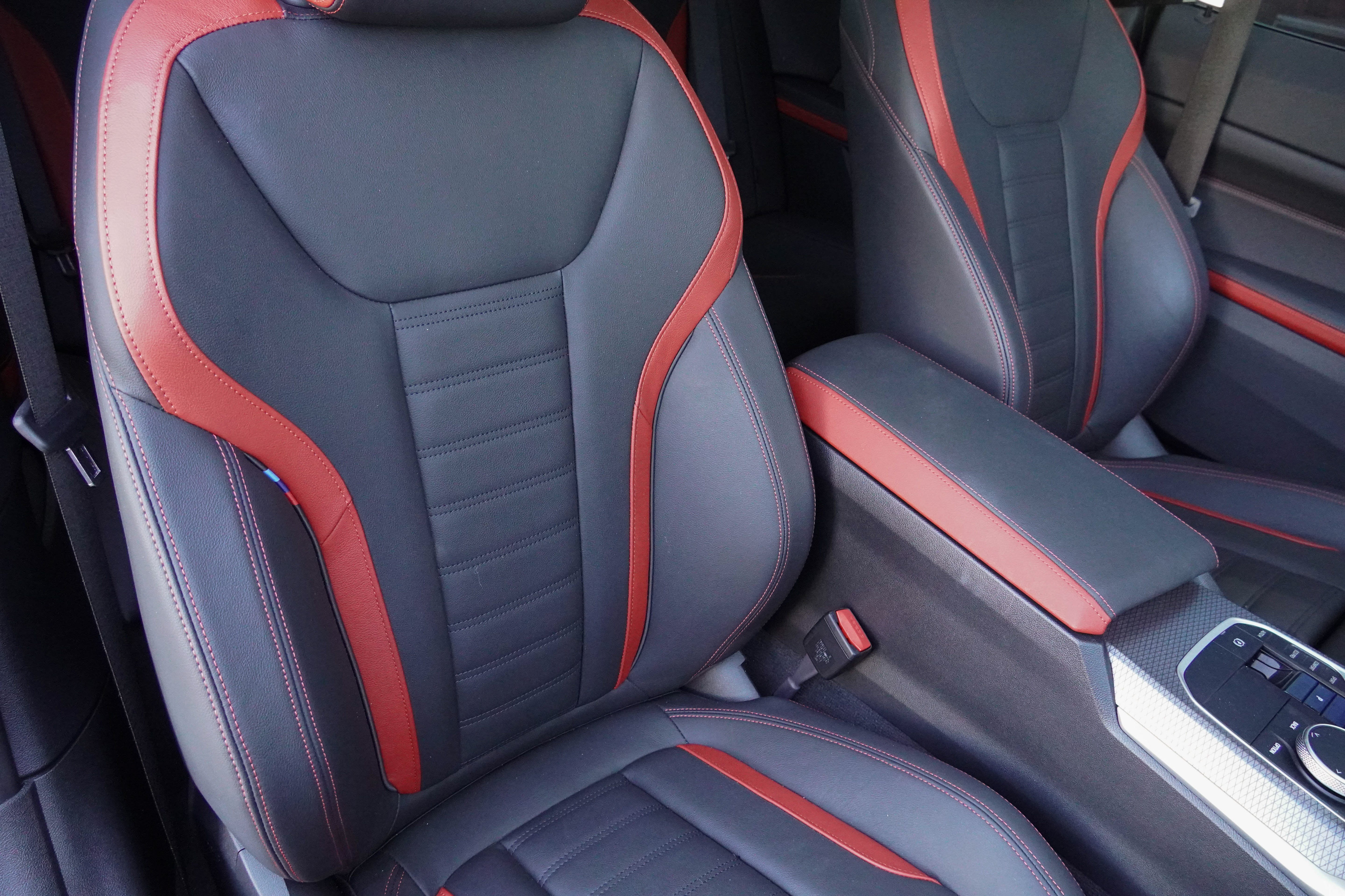 Certified 2025 BMW 430i Coupe w/ M Sport Package RWD image 10