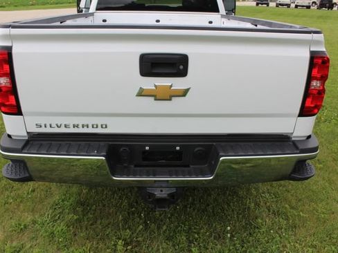 Used 2018 Chevrolet Silverado 2500 W/T w/ WT Convenience Package AWD/4WD image 8