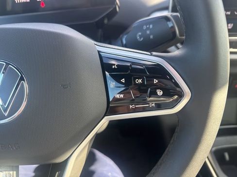 Used 2025 Volkswagen ID.4 Pro S image 12