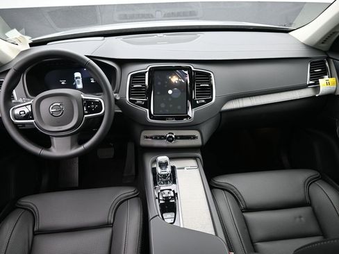New 2025 Volvo XC90 T8 Ultra w/ Protection Package Premier AWD/4WD image 20