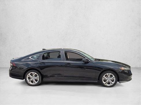Used 2025 Honda Accord LX image 4