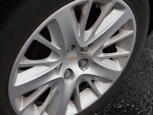 Used 2015 Chevrolet Impala LS image 20