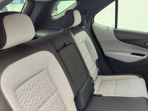 Used 2022 Chevrolet Equinox LS image 22
