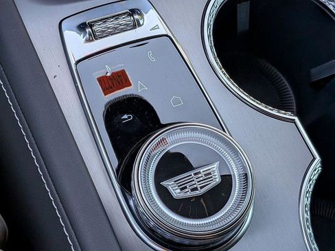 New 2026 Cadillac Vistiq Platinum image 22