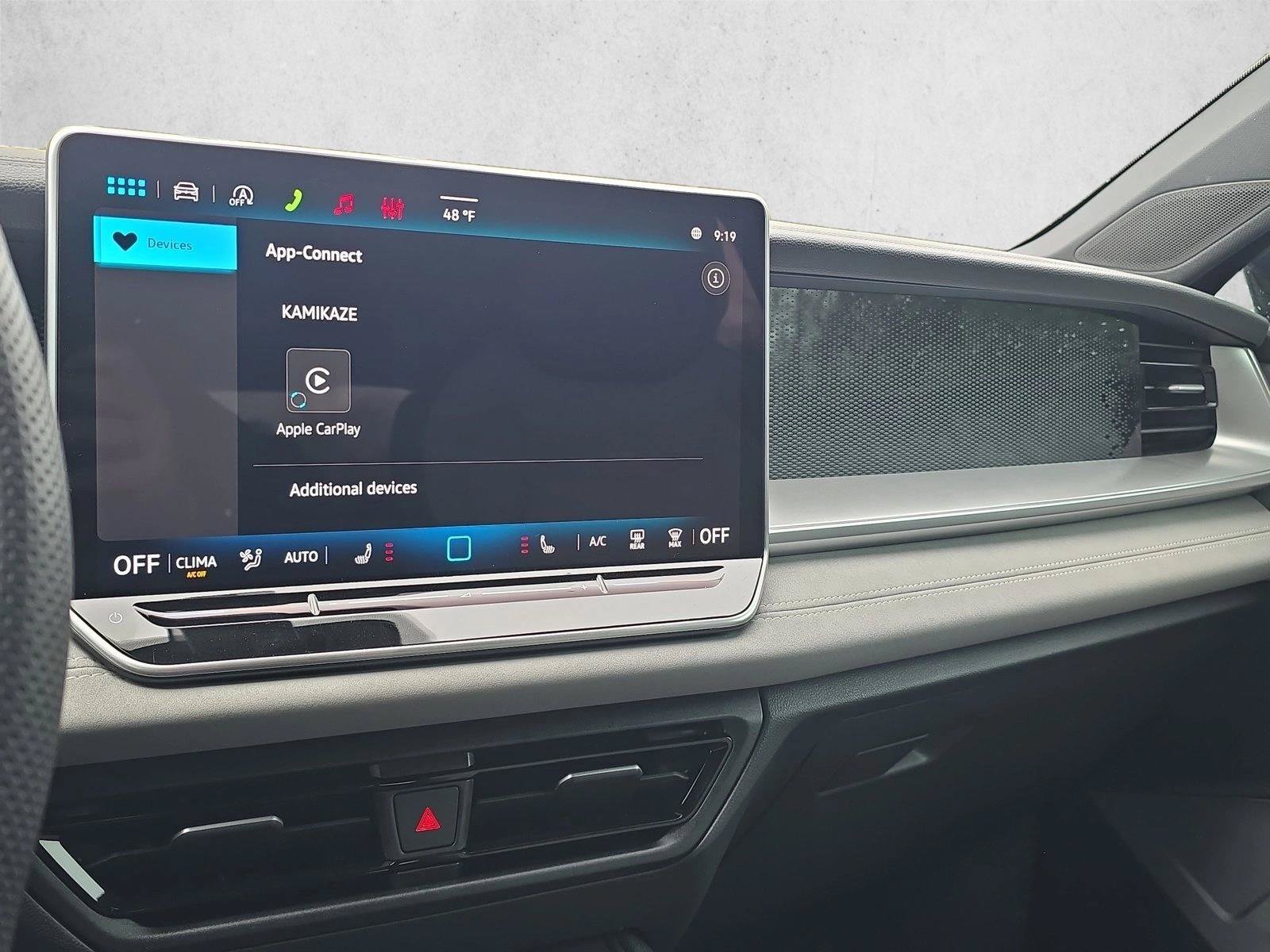 New 2026 Volkswagen Tiguan SE R-Line FWD image 12