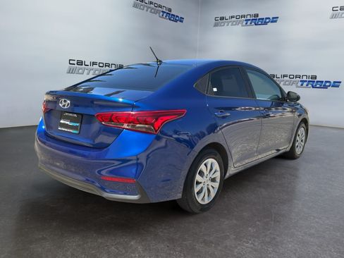 Used 2022 Hyundai Accent SE FWD image 5