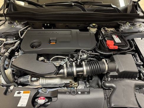 Used 2021 Honda Accord Touring image 27