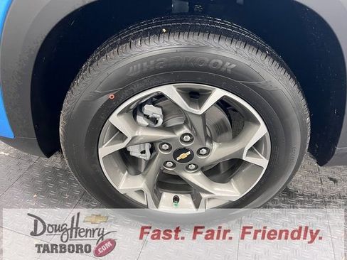 New 2026 Chevrolet Trax LT w/ Driver Confidence Package image 21