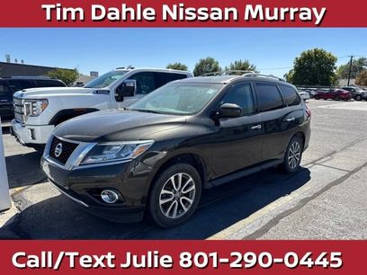Used 2015 Nissan Pathfinder SV