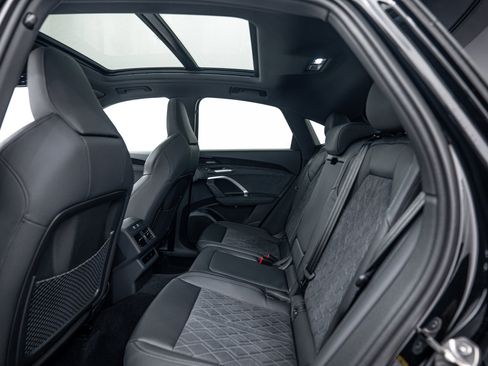 New 2025 Audi SQ5 Premium Plus image 18