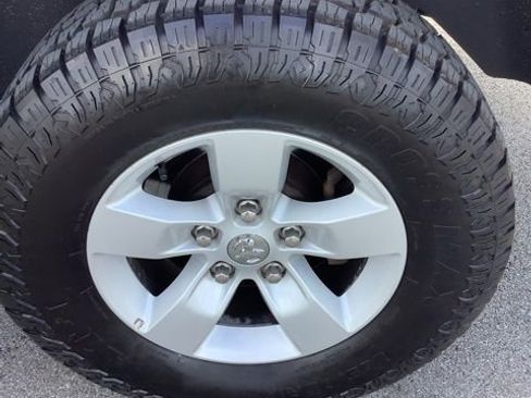 Used 2023 RAM 1500 Classic SLT w/ Electronics Group AWD/4WD image 29