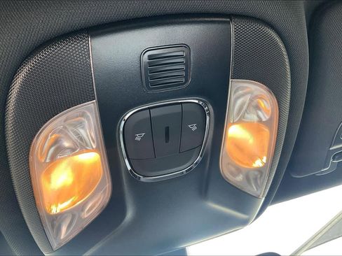 New 2026 Jeep Compass Latitude AWD/4WD image 18
