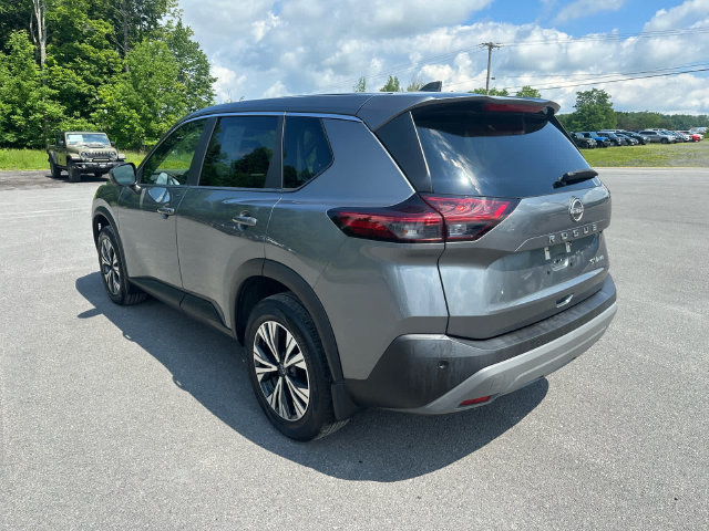 Used 2023 Nissan Rogue SV AWD/4WD image 3