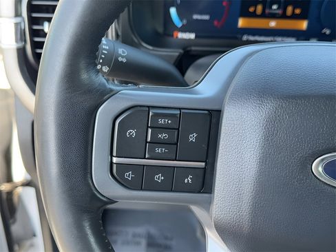 Used 2024 Ford F250 Lariat image 17