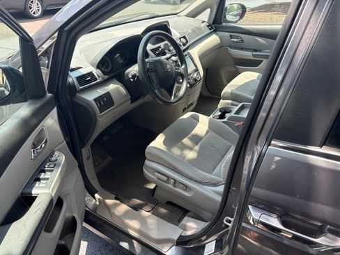 Used 2014 Honda Odyssey EX image 13