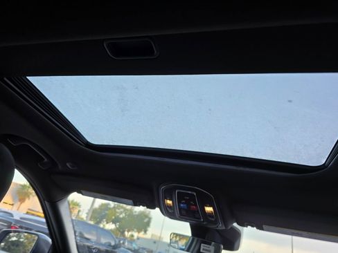 New 2025 Jeep Grand Cherokee Laredo X w/ Luxury Tech Group I image 33