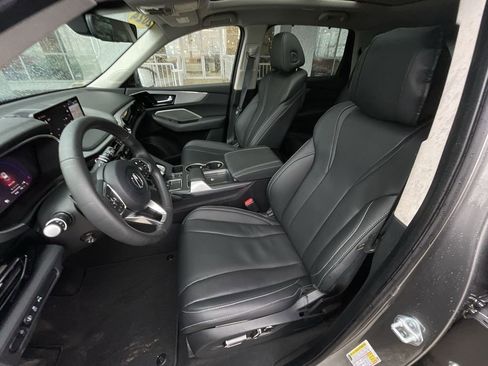 Used 2024 Acura MDX SH-AWD w/ Technology Package image 19