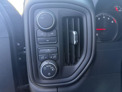 Used 2021 Chevrolet Silverado 2500 Custom w/ LPO, Dark Essentials Package AWD/4WD image 12