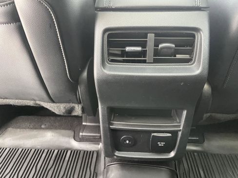 Used 2022 Ford Edge SEL w/ Convenience Package image 28