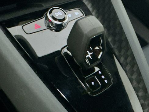 Used 2022 Polestar Polestar 2 image 23