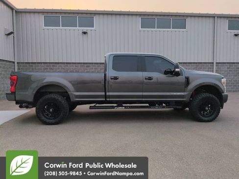 Used 2017 Ford F350 Lariat w/ Lariat Ultimate Package AWD/4WD image 2