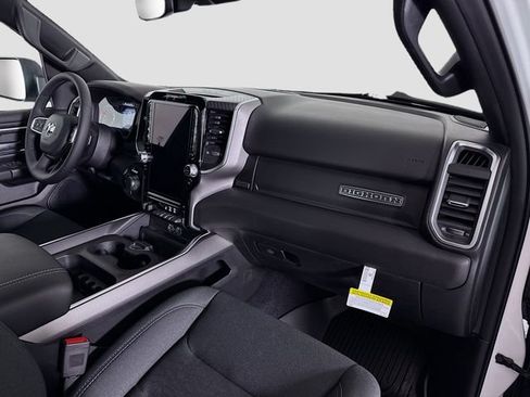 New 2026 RAM 1500 Big Horn AWD/4WD image 28