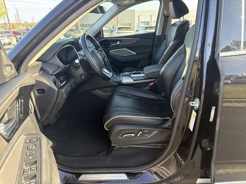 Certified 2023 Acura MDX SH-AWD w/ Advance Package image 17