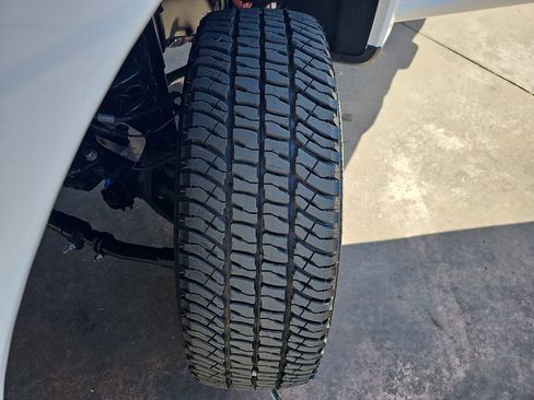 New 2026 Ford F250 XL w/ FX4 Off-Road Package image 36