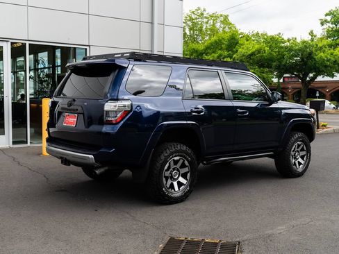 Used 2020 Toyota 4Runner TRD Off-Road AWD/4WD image 6