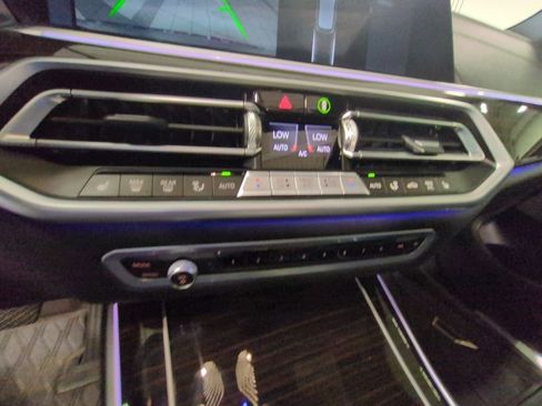 Used 2021 BMW X5 xDrive40i w/ Convenience Package image 18