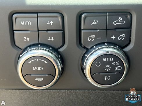 Used 2025 GMC Sierra 1500 AT4 w/ AT4 Premium Package AWD/4WD image 31