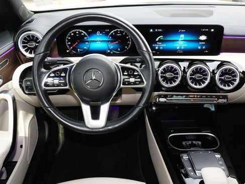 Used 2023 Mercedes-Benz CLA 250 4MATIC w/ Premium Package image 22