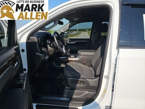 Used 2025 GMC Sierra 1500 Elevation AWD/4WD image 19
