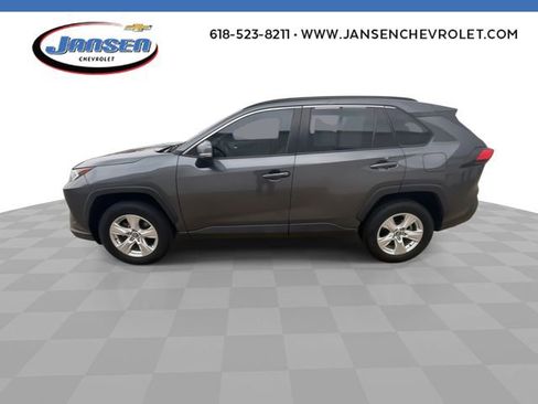 Used 2020 Toyota RAV4 XLE w/ Convenience Package image 5