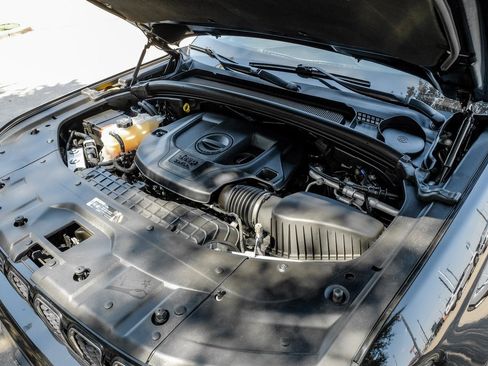 Used 2022 Jeep Grand Cherokee Overland image 64