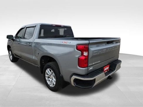 Certified 2025 Chevrolet Silverado 1500 LT image 3