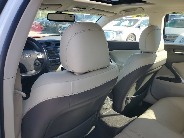 Used 2013 Lexus IS 250 w/ Premium Pkg Value Edition RWD image 8