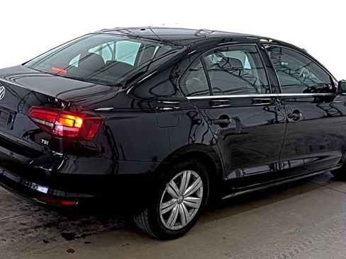 Used 2017 Volkswagen Jetta S FWD image 2