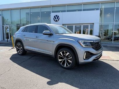 New 2026 Volkswagen Atlas Cross Sport SEL Premium R-Line