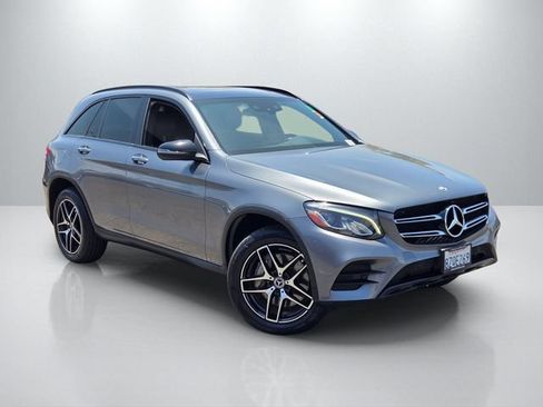 Used 2019 Mercedes-Benz GLC 300 image 1