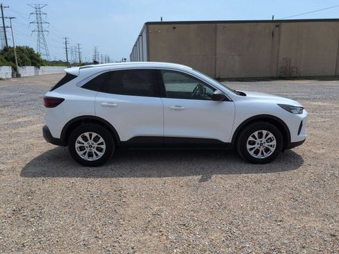 Used 2024 Ford Escape Active AWD/4WD image 7