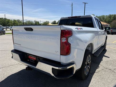 Used 2023 Chevrolet Silverado 1500 LT AWD/4WD image 7
