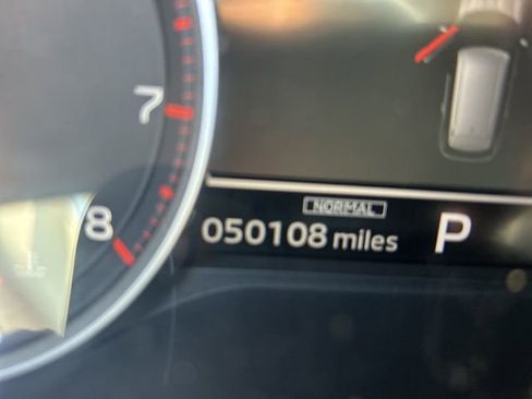 Used 2024 Mitsubishi Outlander SE image 16